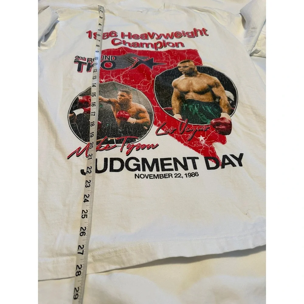 Mike Tyson 1986 Heavyweight Champion Judgment Day T-Shirt White Mens‎ Large - Picture 4 of 5